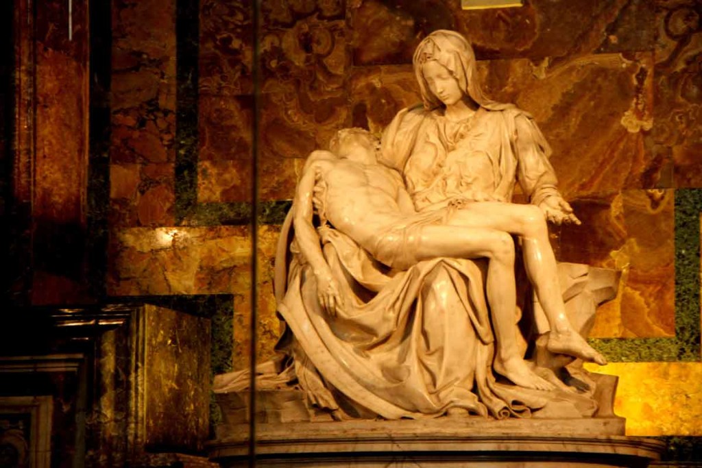 Pietá, de Michelangelo - Foto: Fernanda Giotto Serpa