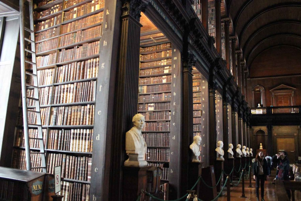 Trinity College - Book of Kells - Irlanda