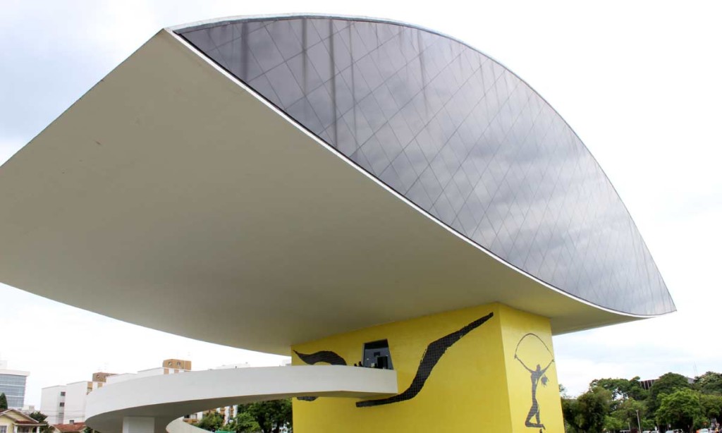 Museu Oscar Niemeyer, o MON.