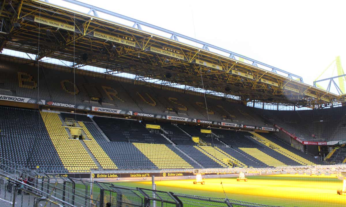 Arquibancadas do estádio Dortmund Alemanha