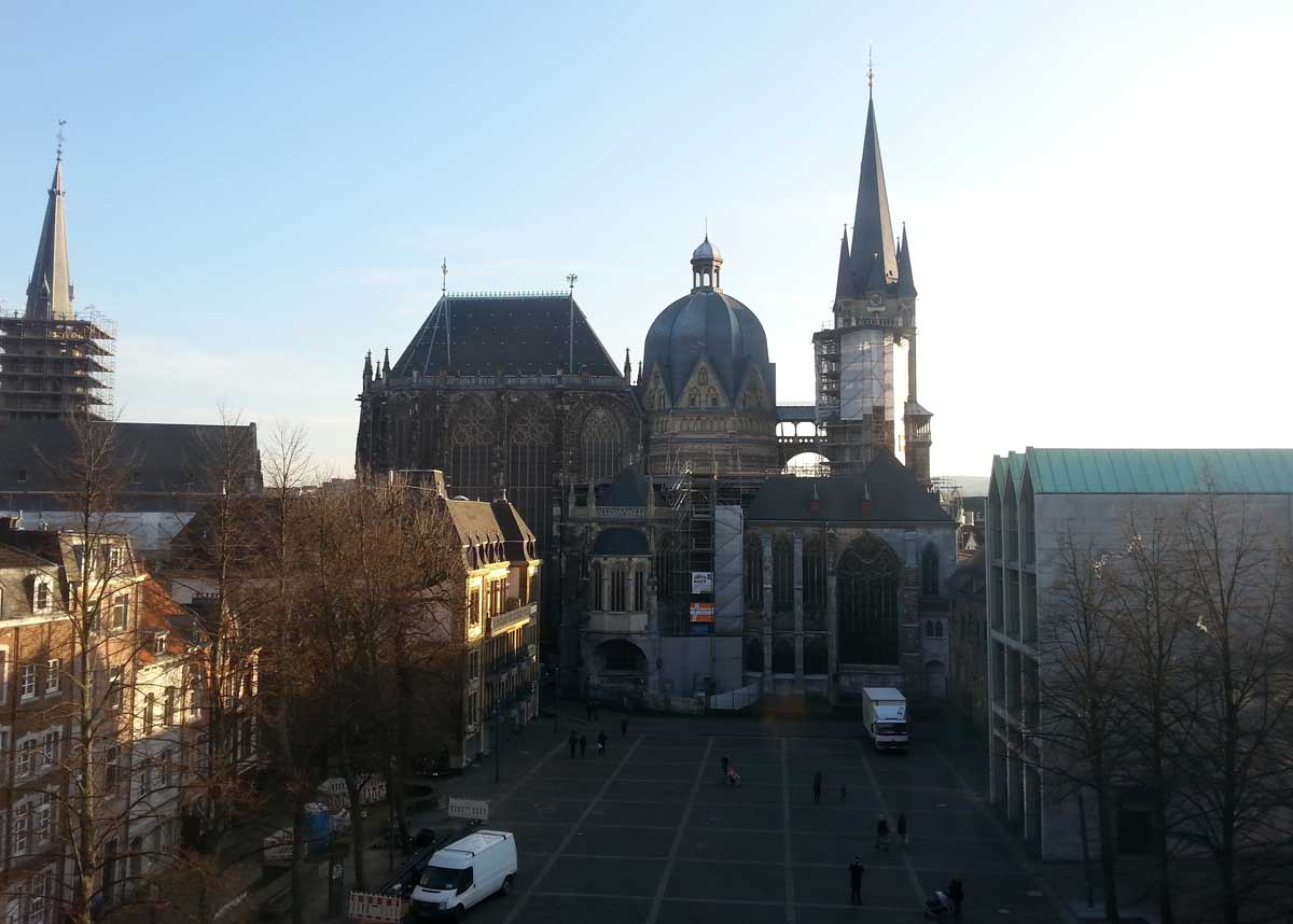 Catedral de Aachen, vista da prefeitura. Foto: Viagem 0800