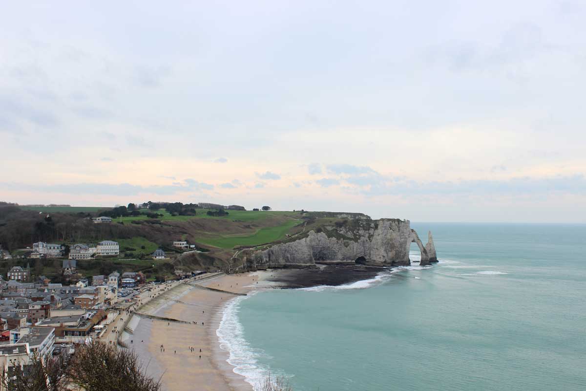 Etretat França falésias