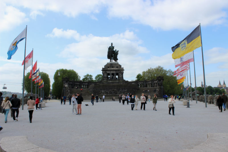 Mais uma do Deutsches Eck.