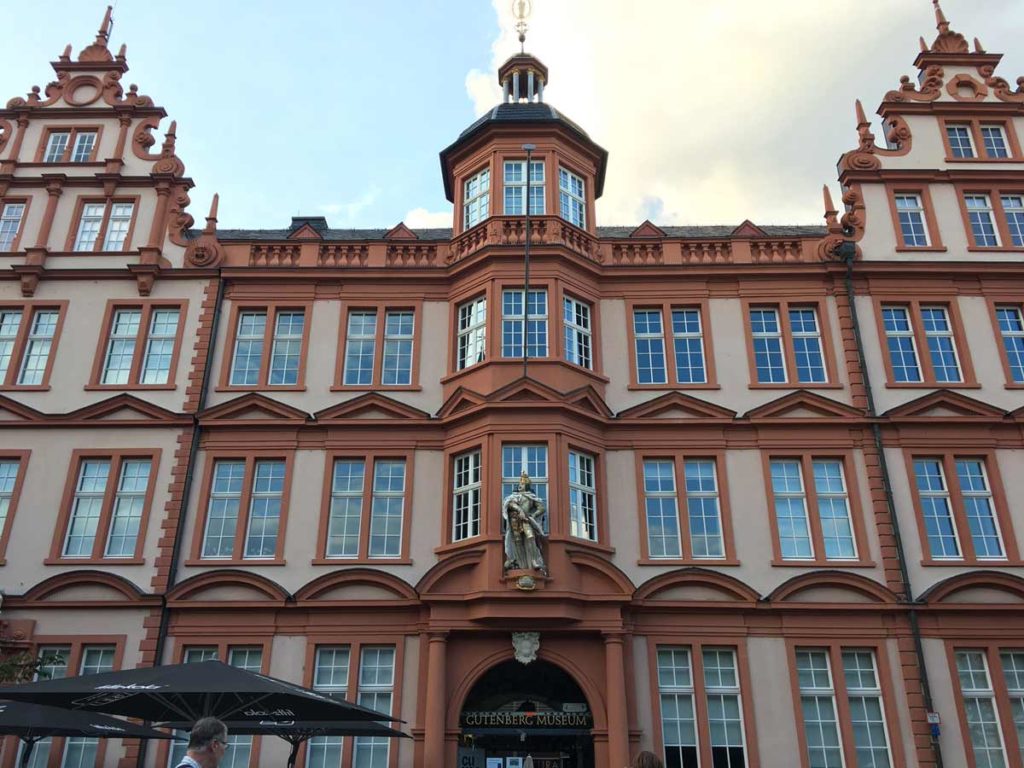 Fachada do Gutenberg Museum