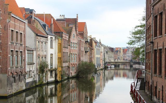 vista dos canais de Gante (ghent)