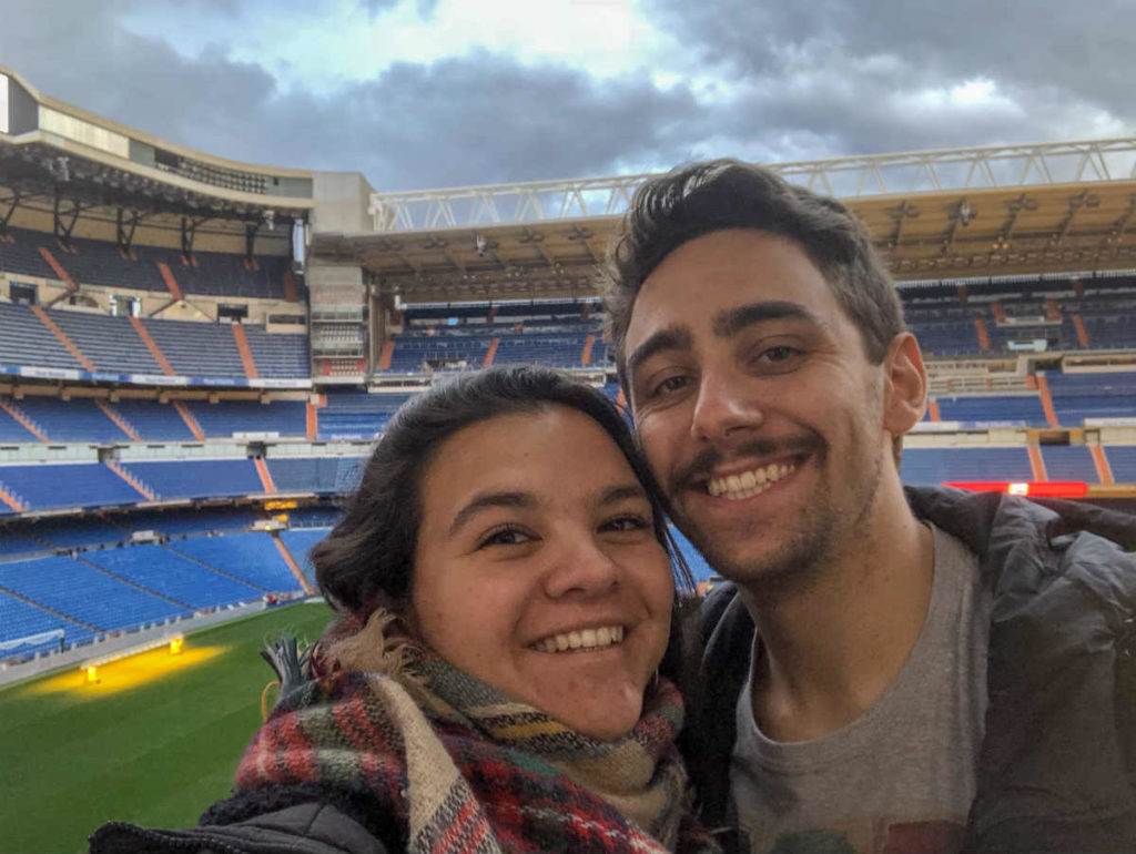 turistas no estadio santiago bernabeu