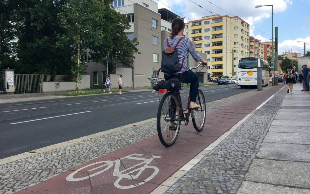 Bicicleta: o melhor jeito de conhecer Berlim e o que sobrou do muro
