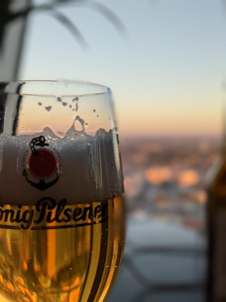 vista torre de dusseldorf cerveja