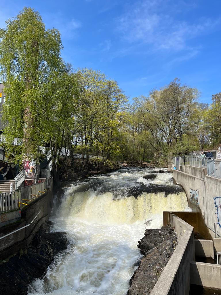 cachoeira de nedre foss em oslo